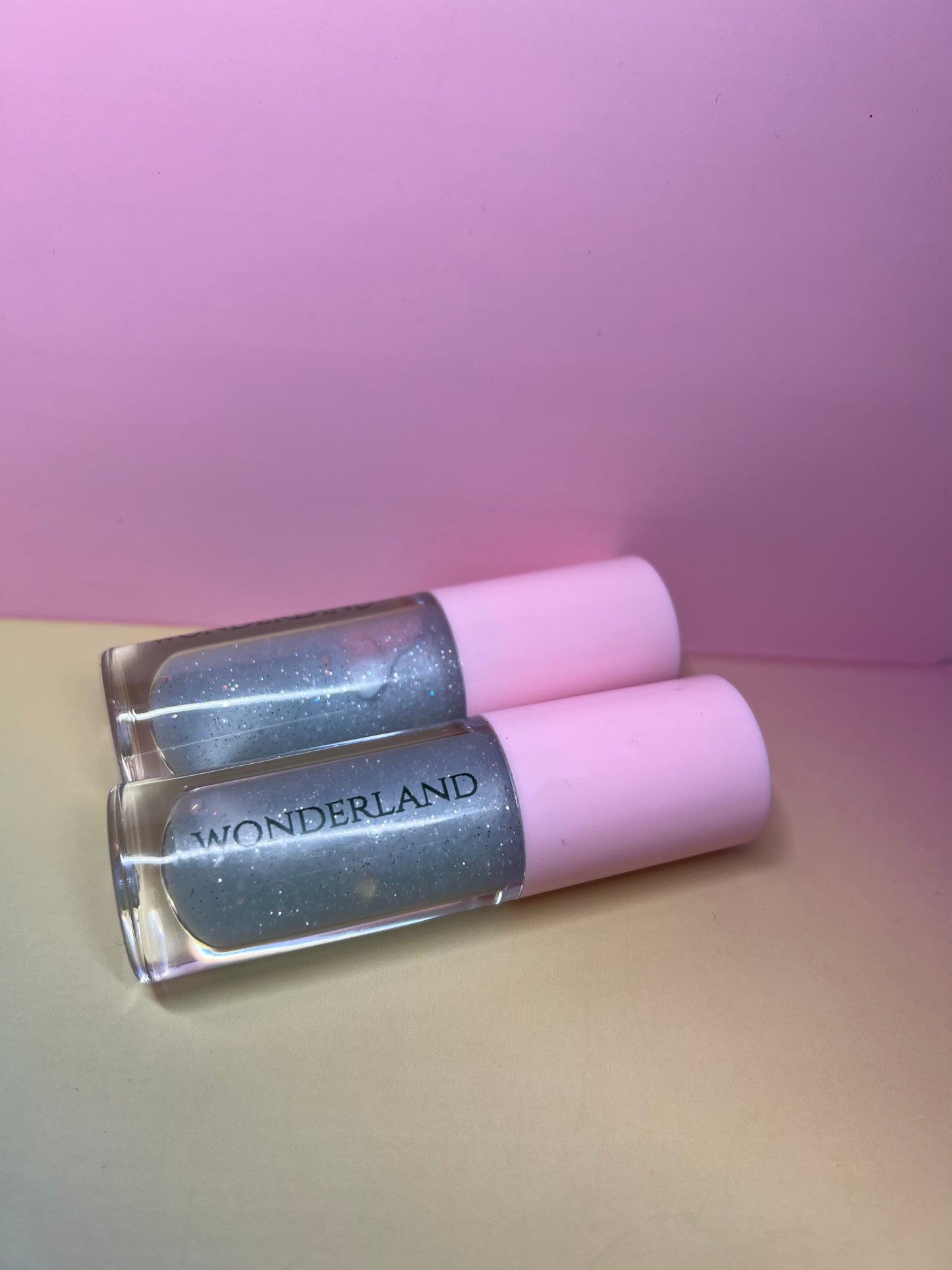 Winter and wonderland gloss